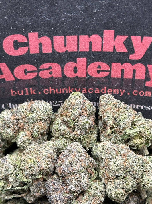 #AA683 - Strawberry Nova (Hybrid)