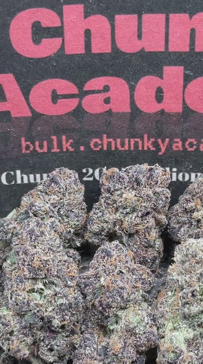 #AA652 - Candy Apple (Hybrid)
